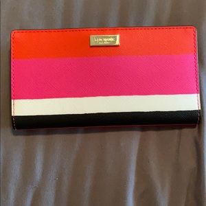 Kate Spade slim billfold wallet